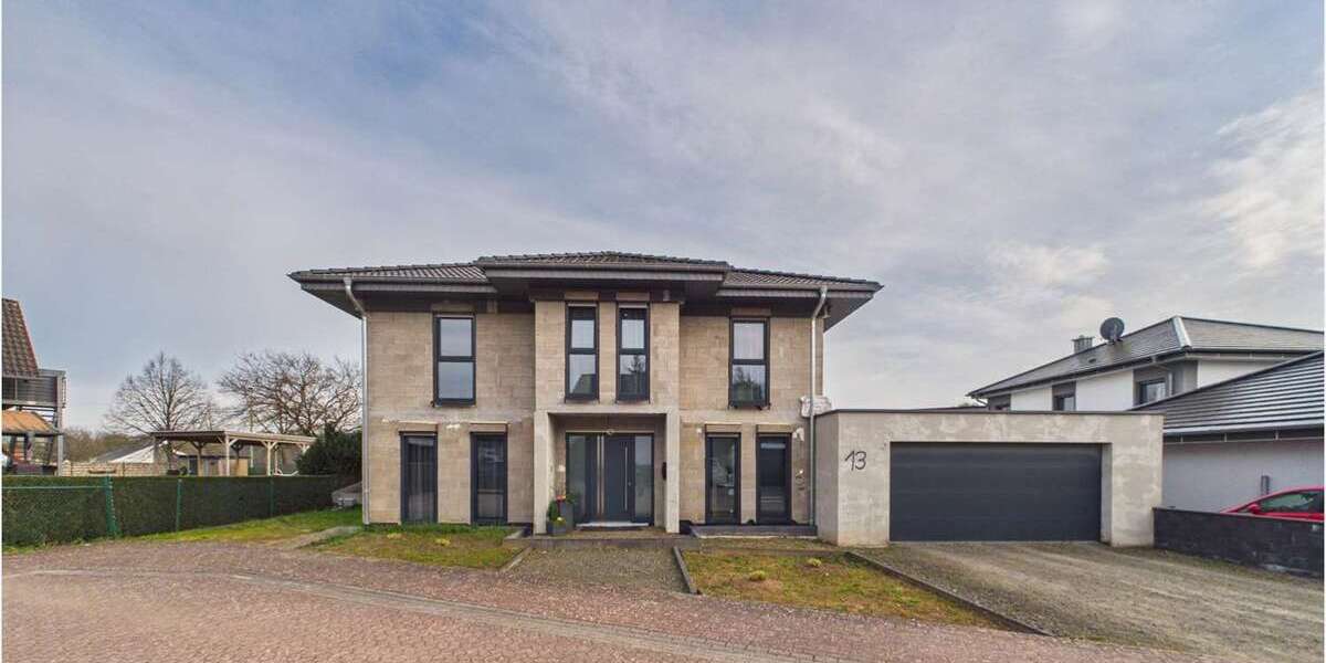 Einfamilienhaus Waldmohr - 5 Zimmer, 205 m&sup2;, 550.000&euro; | Angebot:25921926