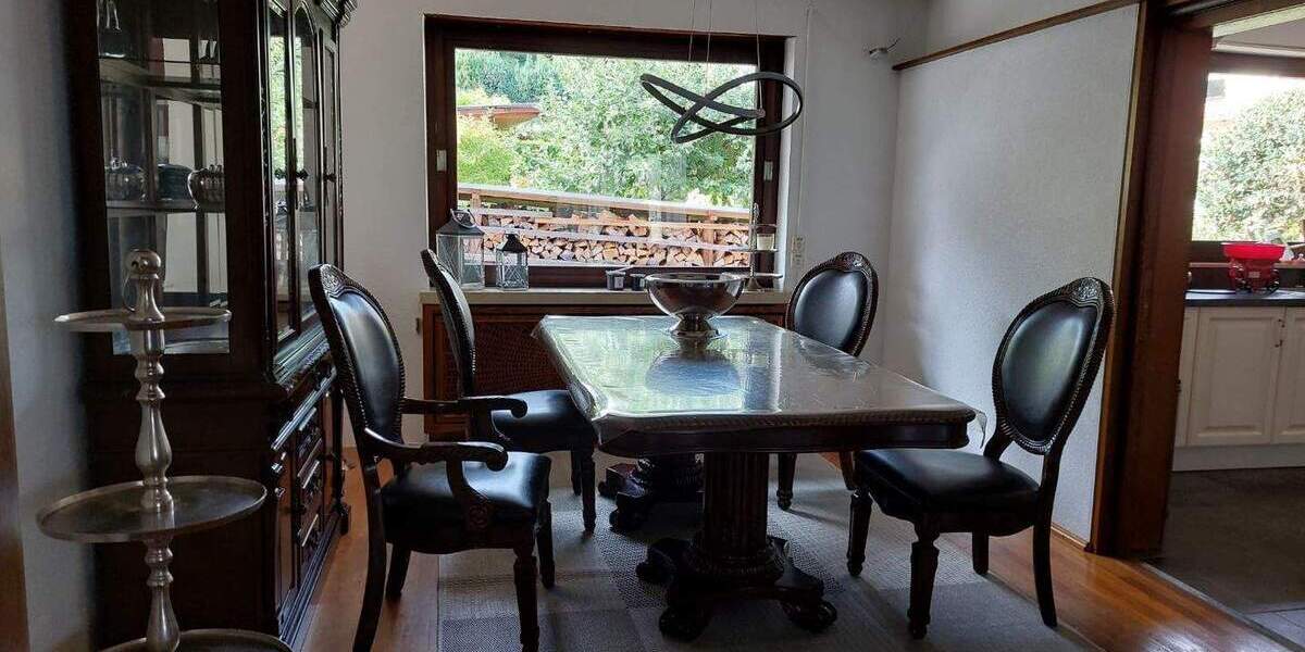 Bungalow Freisen Reitscheid - 8 Zimmer, 290 m&sup2;, 445.000&euro; | Angebot:25683918