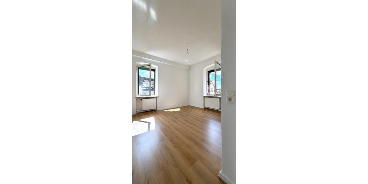 Etagenwohnung Sankt Wendel - 3 Zimmer, 101 m&sup2;, 800&euro; | Angebot:25923723