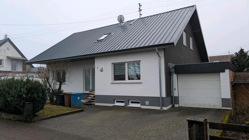 Erdgeschoßwohnung Bechhofen - 4 Zimmer, 128 m&sup2;, 1.652&euro; | Angebot:25720881