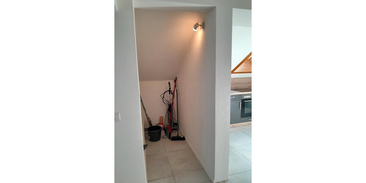 Dachgeschoßwohnung Steinwenden - 2 Zimmer, 65 m&sup2;, 650&euro; | Angebot:26024380