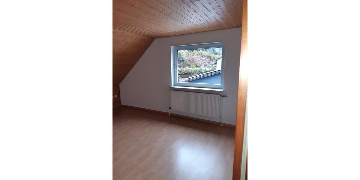 Dachgeschoßwohnung Lemberg - 1 Zimmer, 62 m&sup2;, 380&euro; | Angebot:25722634