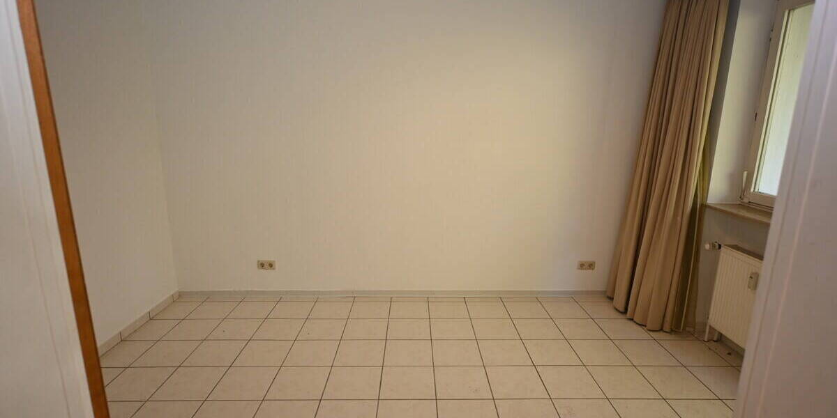 Etagenwohnung Saarbrücken St Arnual - 2 Zimmer, 65 m&sup2;, 125.000&euro; | Angebot:26909894