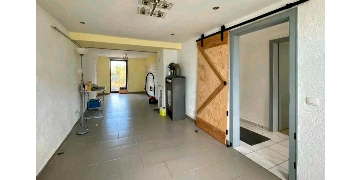 Reihenhaus Blieskastel - 4 Zimmer, 157 m&sup2;, 155.000&euro; | Angebot:24335353