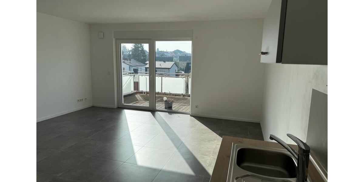 Etagenwohnung Schiffweiler - 1 Zimmer, 60 m&sup2;, 850&euro; | Angebot:25395684