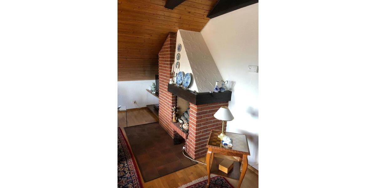 Dachgeschoßwohnung Neunkirchen Kohlhof - 3 Zimmer, 90 m&sup2;, 680&euro; | Angebot:25930210