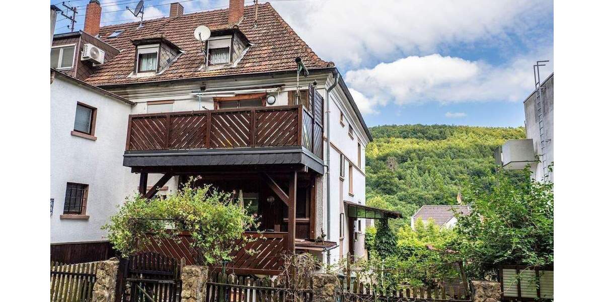 Mehrfamilienhaus, Wohnhaus Saarbrücken Scheidt - 9 Zimmer, 189 m&sup2;, 259.000&euro; | Angebot:26657625