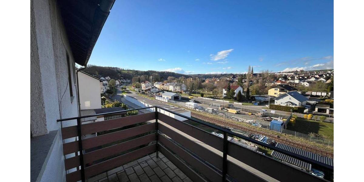 Mehrfamilienhaus, Wohnhaus Contwig - 8 Zimmer, 211 m&sup2;, 259.000&euro; | Angebot:26156071