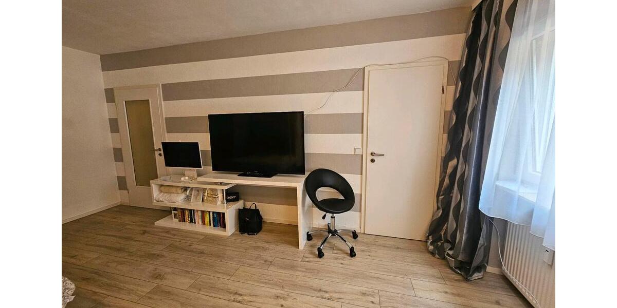 Hochparterre Saarbrücken Eschberg - 1 Zimmer, 30 m&sup2;, 85.000&euro; | Angebot:26820746
