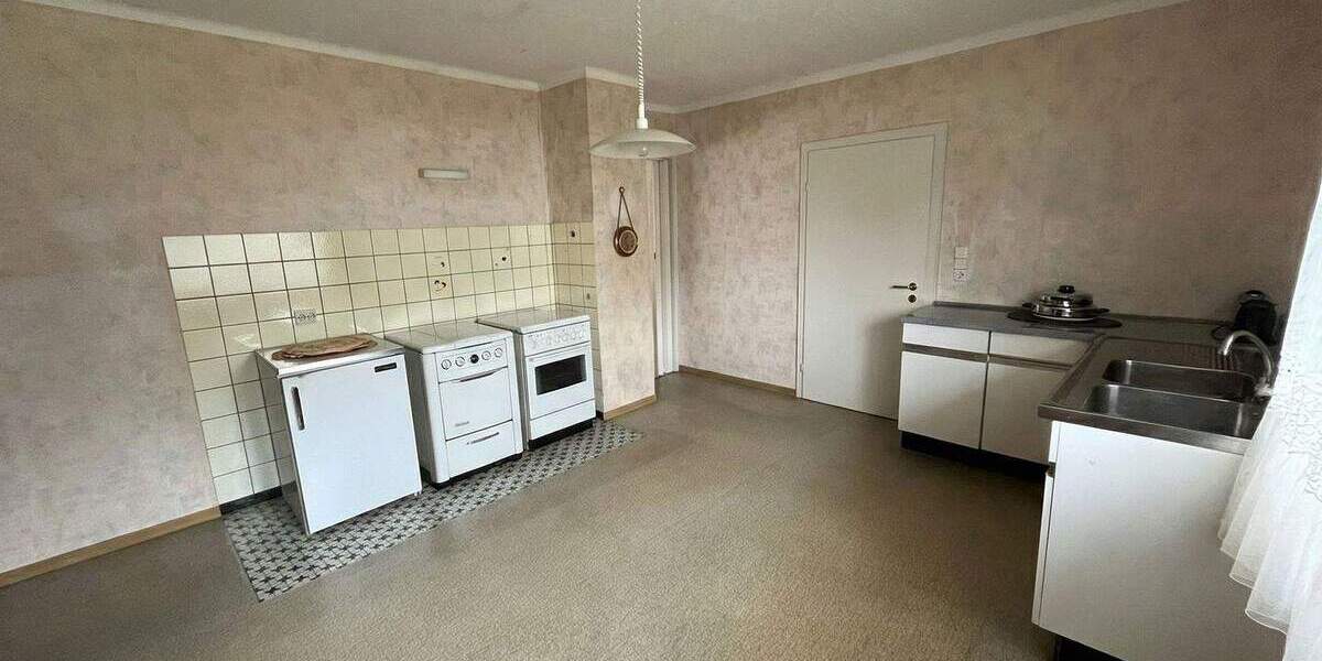 Einfamilienhaus Vinningen - 8 Zimmer, 155 m&sup2;, 195.000&euro; | Angebot:25691426