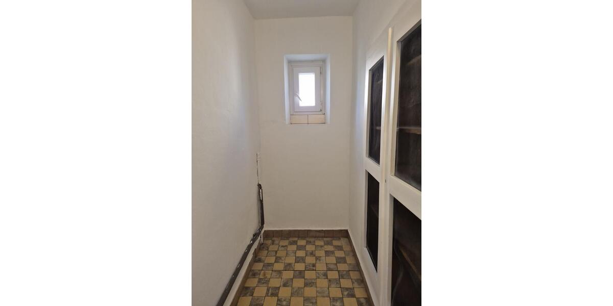 Etagenwohnung Sankt Wendel - 5 Zimmer, 130 m&sup2;, 780&euro; | Angebot:26547517