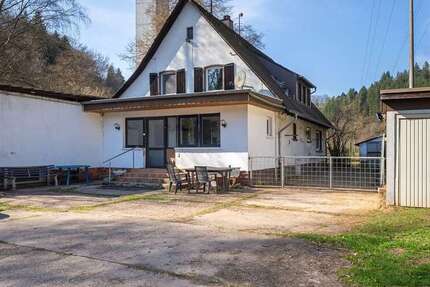 Haus Thaleischweiler-Fröschen Fröschen - 9 Zimmer, 200 m&sup2;, 427.000&euro; | Angebot:26007545