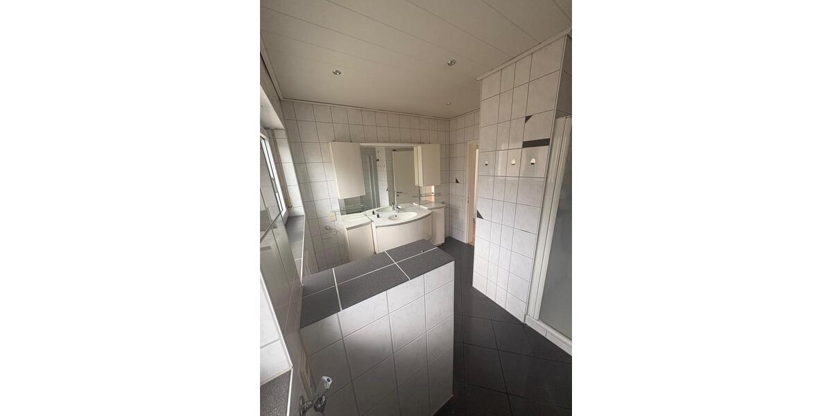 Etagenwohnung Lemberg - 3 Zimmer, 81 m&sup2;, 640&euro; | Angebot:25944478