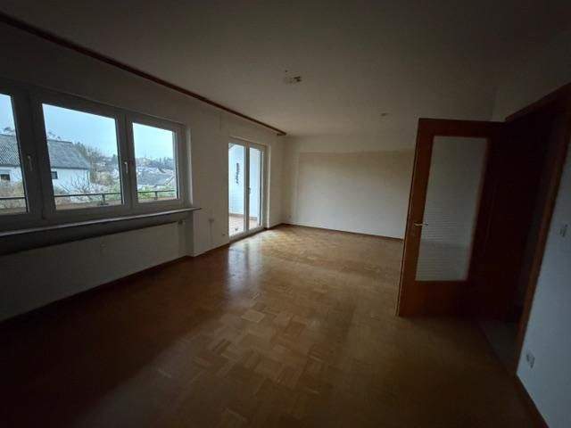 Mehrfamilienhaus, Wohnhaus Illingen - 3 Zimmer, 245 m&sup2;, 360.000&euro; | Angebot:25695582