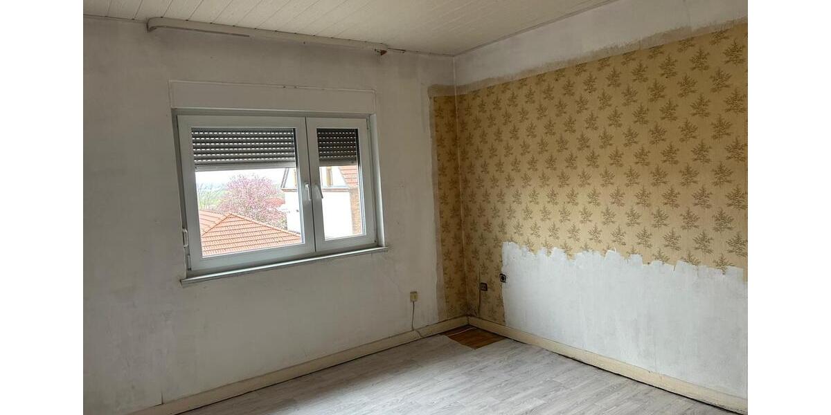 Einfamilienhaus Hermersberg - 6 Zimmer, 94 m&sup2;, 210.000&euro; | Angebot:26103828