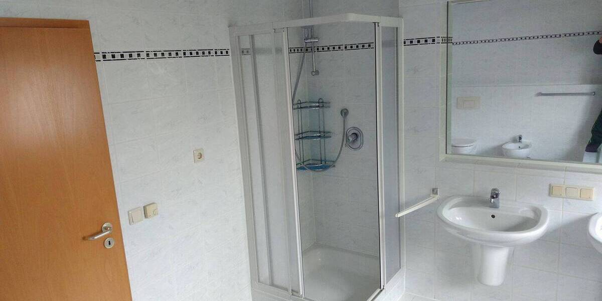 Etagenwohnung Ramstein-Miesenbach Miesenbach - 3 Zimmer, 118 m&sup2;, 260.000&euro; | Angebot:26595215