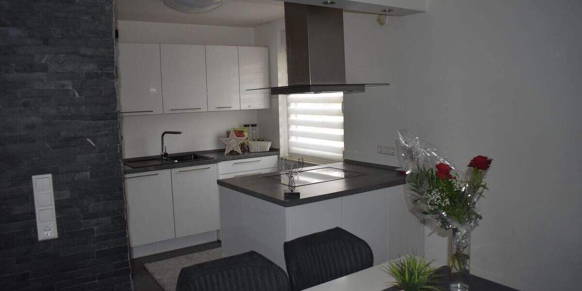 Einfamilienhaus Pirmasens Innenstadt - 5 Zimmer, 120 m&sup2;, 299.000&euro; | Angebot:25680371