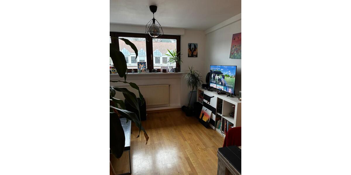 Dachgeschoßwohnung Saarbrücken St. Arnual - 3 Zimmer, 70 m&sup2;, 450&euro; | Angebot:25636583