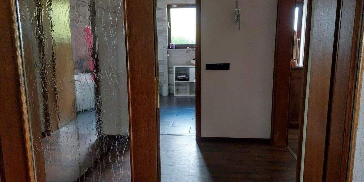 Bungalow Freisen Reitscheid - 8 Zimmer, 290 m&sup2;, 445.000&euro; | Angebot:26156526