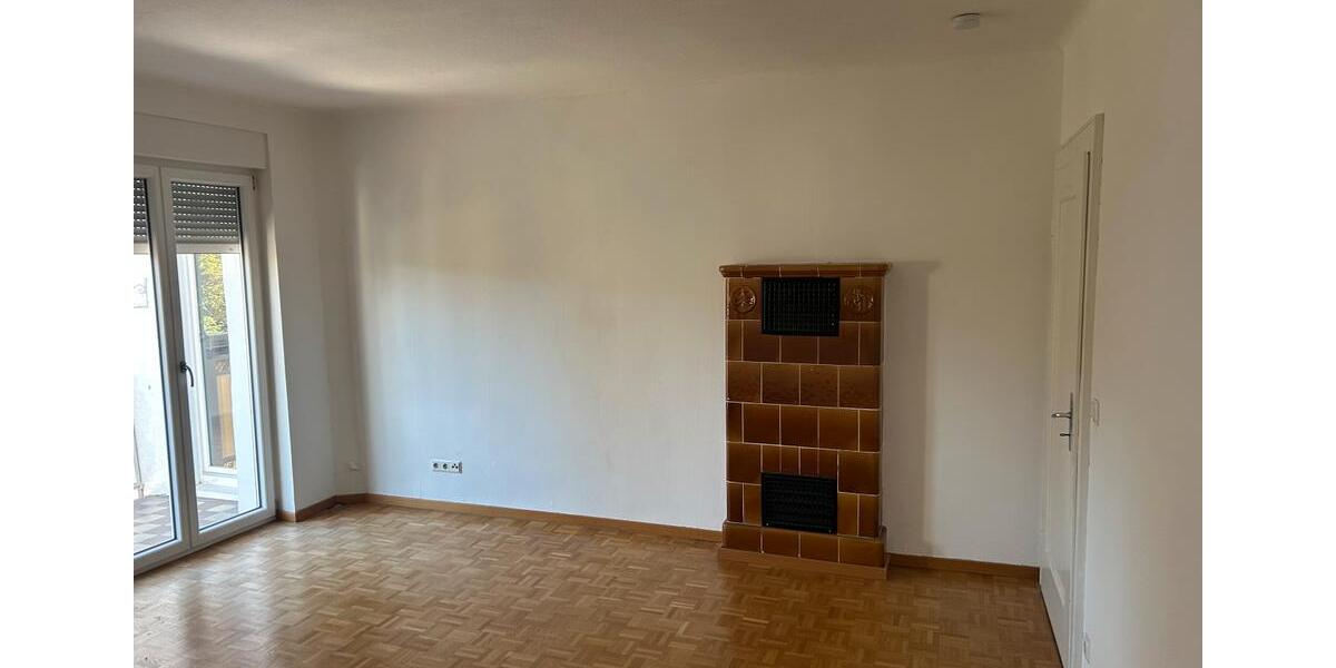 Etagenwohnung Saarbrücken Malstatt - 2 Zimmer, 75 m&sup2;, 830&euro; | Angebot:25351462