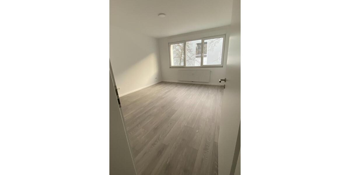 Etagenwohnung Saarbrücken Dudweiler - 2 Zimmer, 67 m&sup2;, 750&euro; | Angebot:24431660
