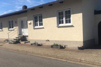 Haus Eppelborn - 6 Zimmer, 195 m&sup2;, 379.000&euro; | Angebot:27528306