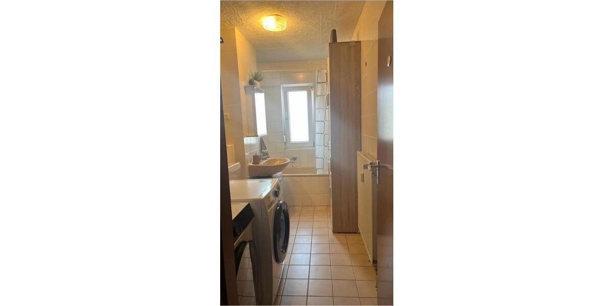 Etagenwohnung Homburg - 2 Zimmer, 80 m&sup2;, 680&euro; | Angebot:25925402