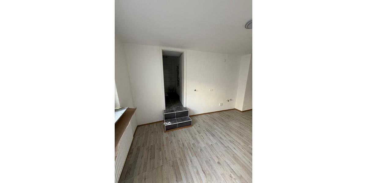 Etagenwohnung Saarbrücken Kieselhumes - 1 Zimmer, 30 m&sup2;, 580&euro; | Angebot:25869326