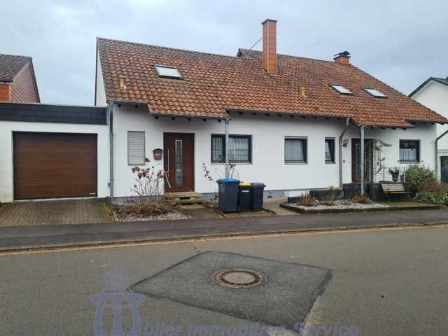 Großzügiges Wohnhaus mit ELW zentral zwischen Homburg und Zweibrücken - Mehrfamilienhaus, Wohnhaus Homburg | Angebot:19962487