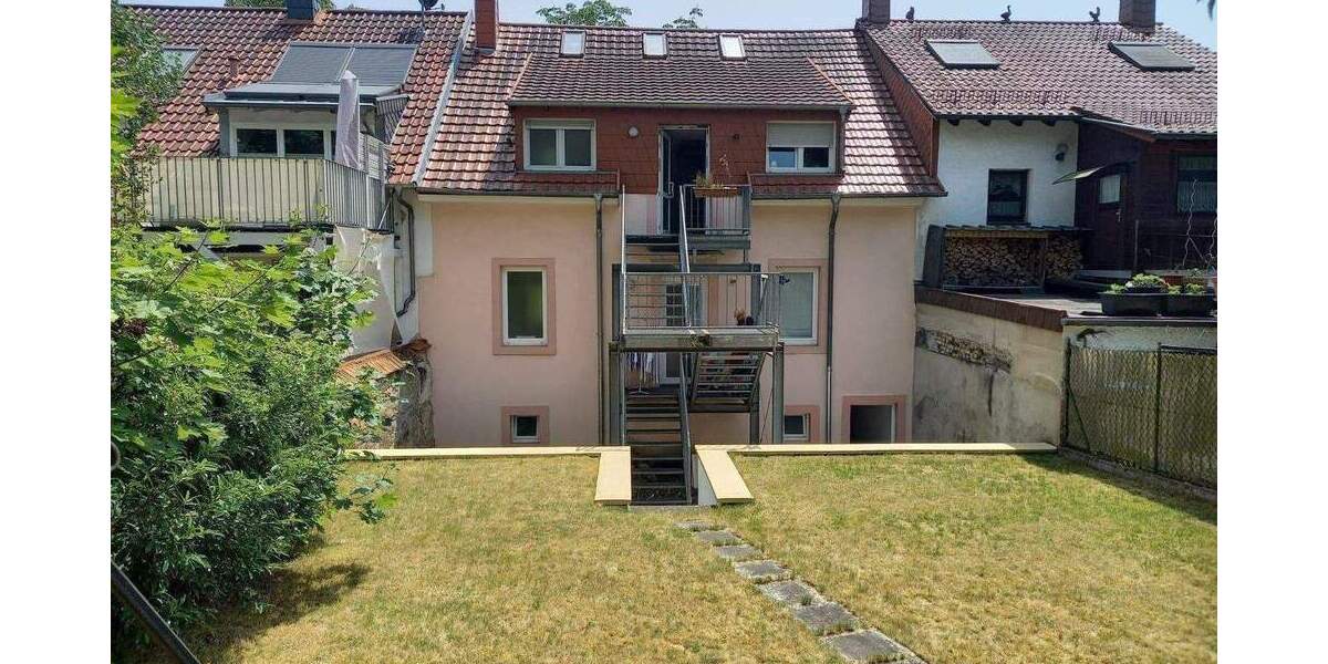 Mehrfamilienhaus, Wohnhaus Sankt Ingbert St. Ingbert - 7 Zimmer, 200 m&sup2;, 329.000&euro; | Angebot:26685146