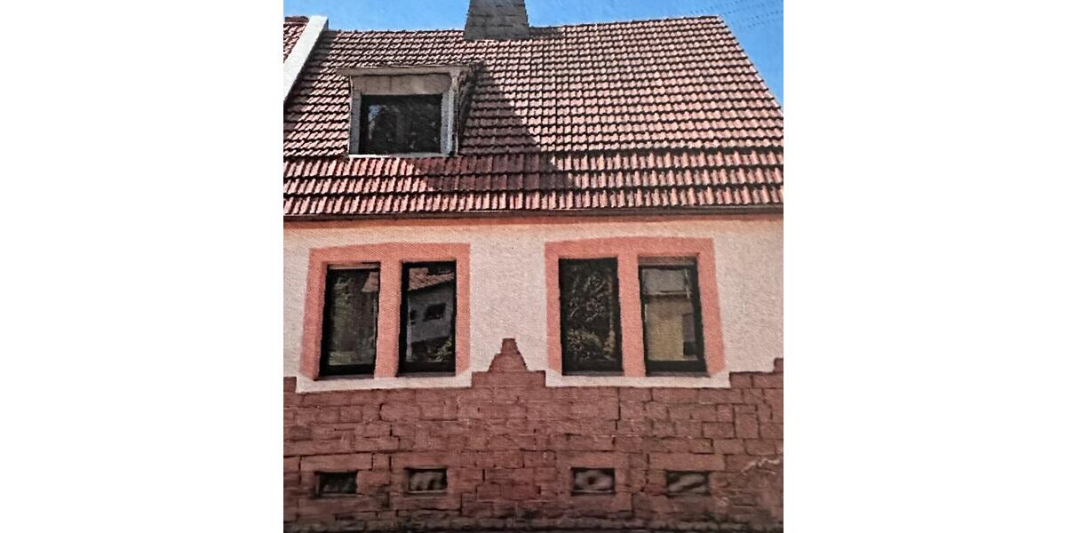 Reihenhaus Ottweiler - 6 Zimmer, 120 m&sup2;, 195.000&euro; | Angebot:25270020