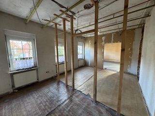 Einfamilienhaus Kusel - 3 Zimmer, 100 m&sup2;, 175.000&euro; | Angebot:25770005