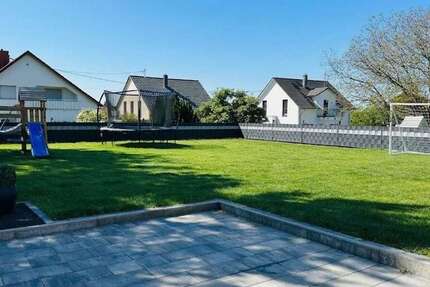Haus Bexbach - 7 Zimmer, 251 m&sup2;, 850.000&euro; | Angebot:26552936