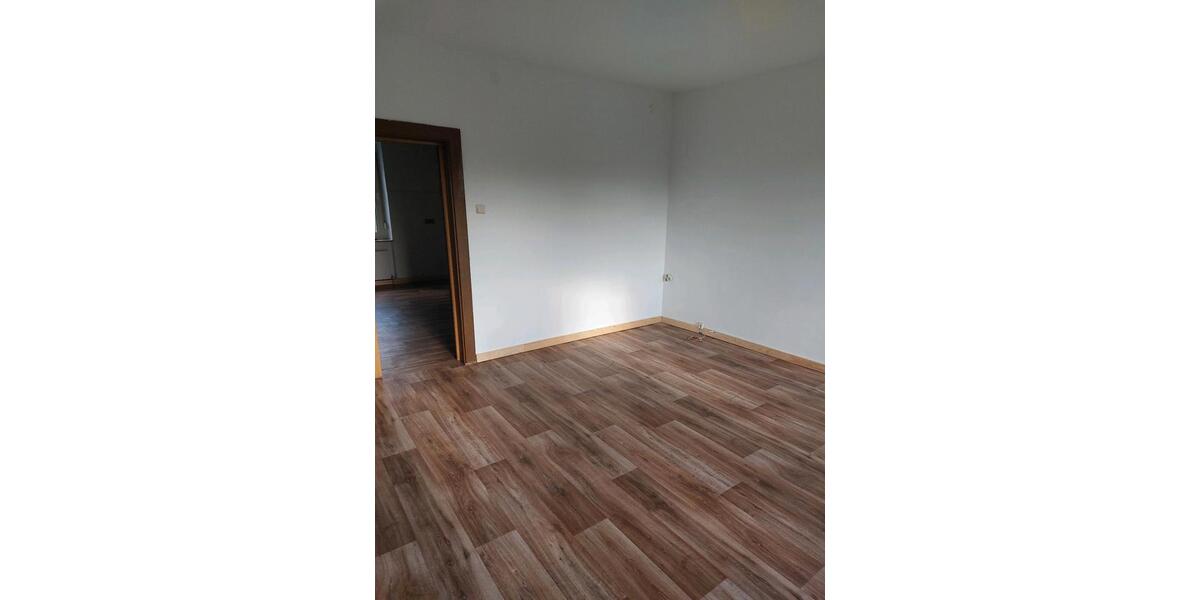 Etagenwohnung Saarbrücken Brebach-Fechingen - 2 Zimmer, 65 m&sup2;, 650&euro; | Angebot:23847716
