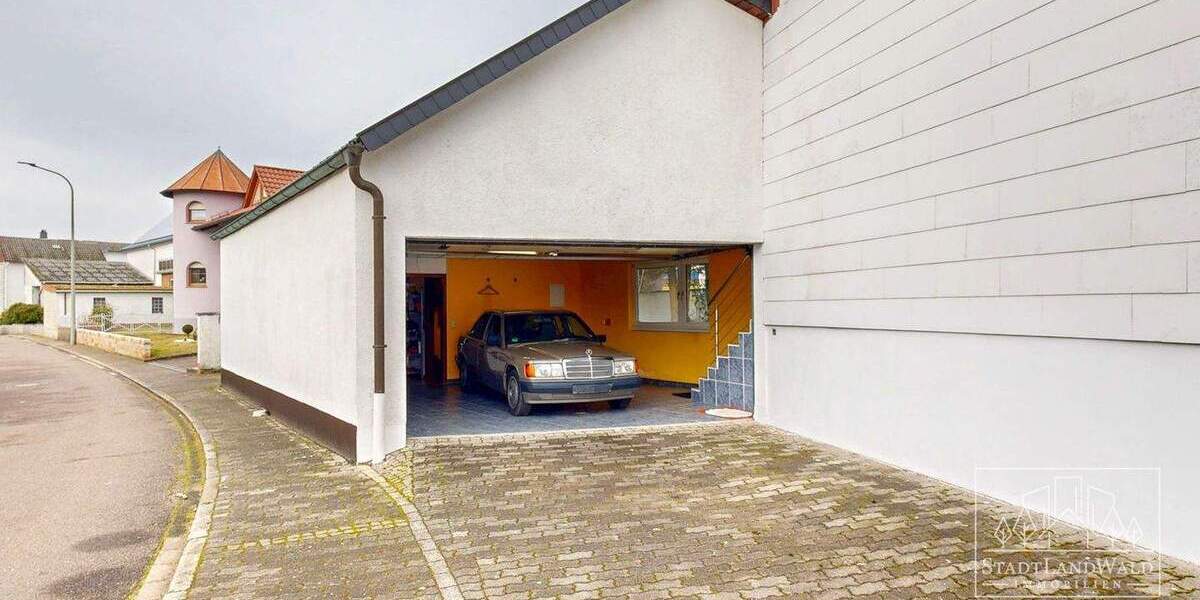 Einfamilienhaus Schweix - 9 Zimmer, 222 m&sup2;, 269.750&euro; | Angebot:25798626