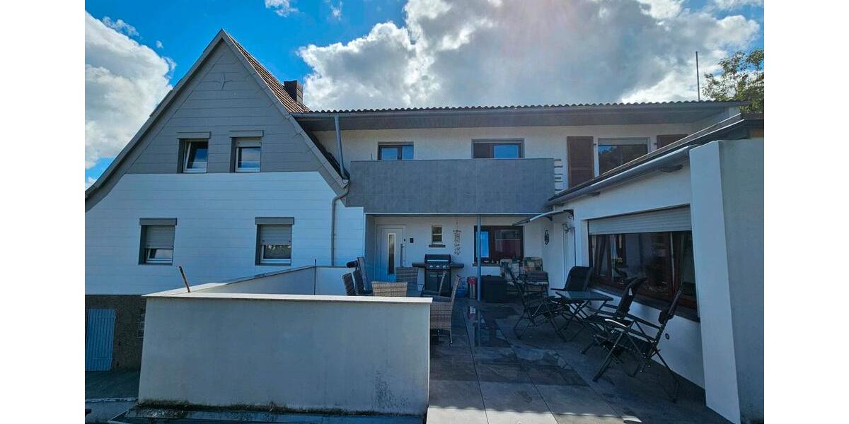 Doppelhaushälfte Breitenbach - 6 Zimmer, 174 m&sup2;, 252.000&euro; | Angebot:26122605