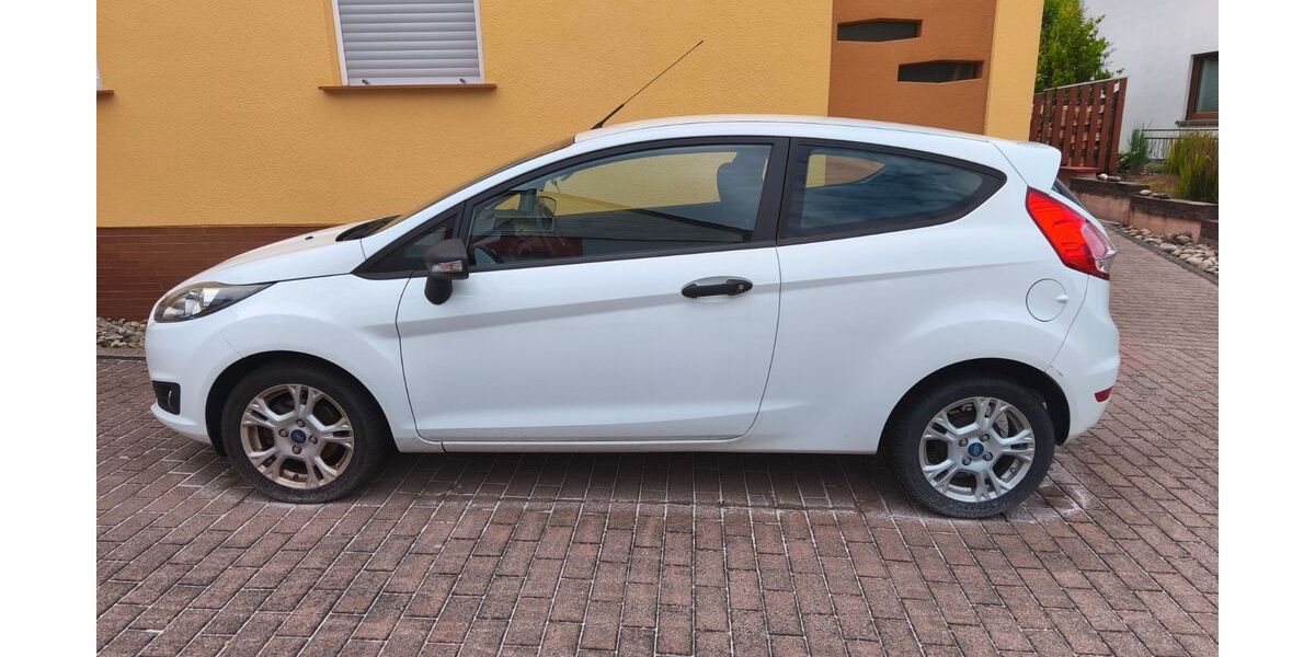 Ford Fiesta 90.000 km 4.250 &euro; Spiesen-Elversberg 66583