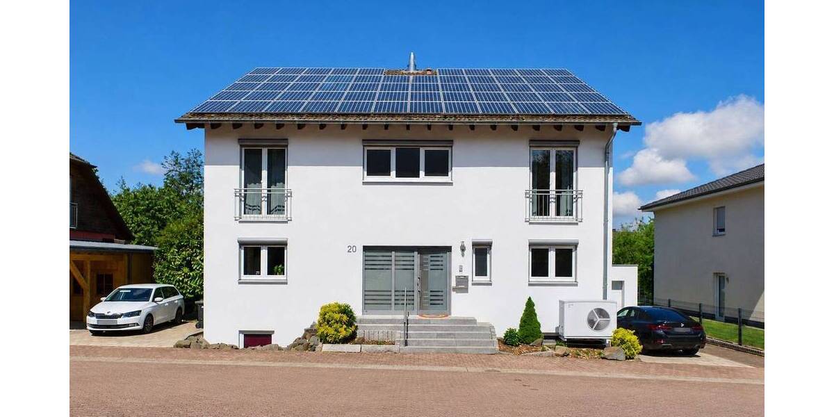 Großzügiges und hochwertiges Familiendomizil mit Kamin, Garten und moderner Energietechnik - Einfamilienhaus Waldmohr | Angebot:26676150