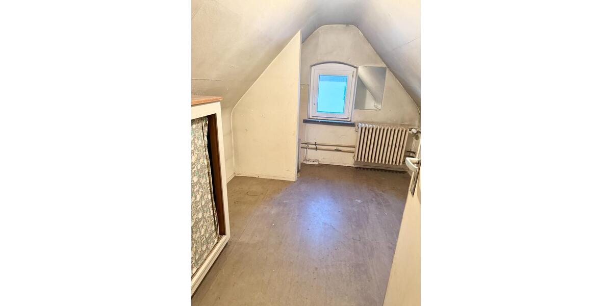 Etagenwohnung Saarbrücken St. Arnual - 4 Zimmer, 77 m&sup2;, 165.000&euro; | Angebot:25888172