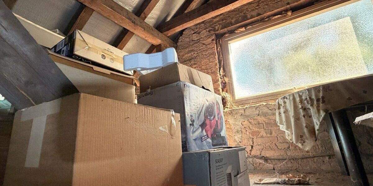 Mehrfamilienhaus, Wohnhaus Neunkirchen/Saar Hangard - 6 Zimmer, 120 m&sup2;, 59.000&euro; | Angebot:25736185