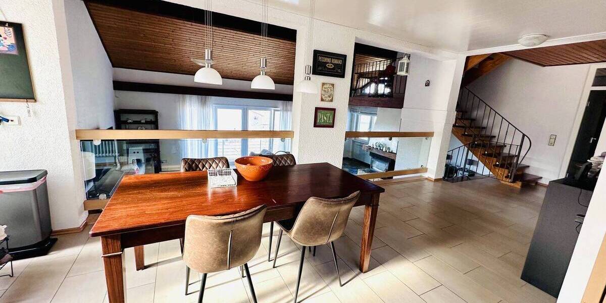 Einfamilienhaus Erzenhausen - 6 Zimmer, 224 m&sup2;, 495.000&euro; | Angebot:25939262