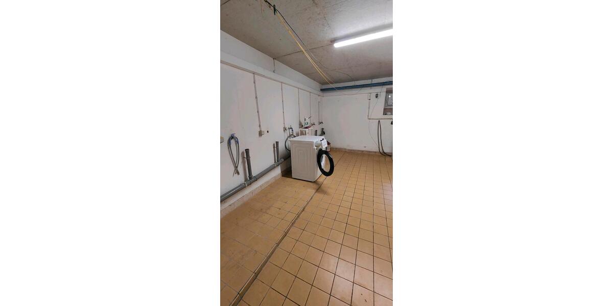 Erdgeschoßwohnung Breitenbach - 2 Zimmer, 84 m&sup2;, 125.000&euro; | Angebot:26271312