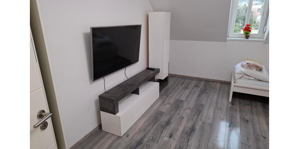 Dachgeschoßwohnung Bexbach - 4 Zimmer, 84 m&sup2;, 840&euro; | Angebot:25355013