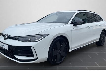 VW Passat Variant 8.900 km 40.790 &euro; Saarbrücken 66115