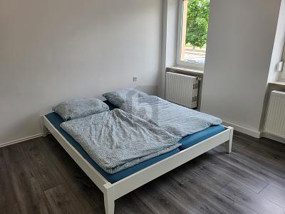 RENOVIERT,MÖBLIERT, NEUE KÜCHE, AIR BNB, RENDITE - Etagenwohnung Saarbrücken Brebach-Fechingen | Angebot:27354916