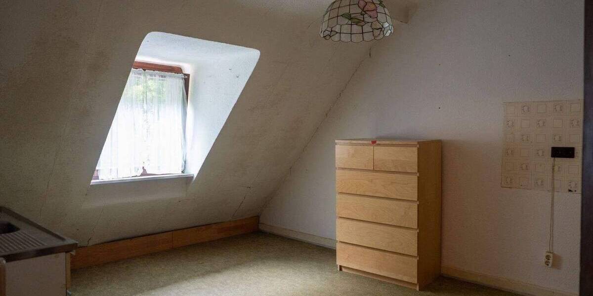 Mehrfamilienhaus, Wohnhaus Saarbrücken Scheidt - 9 Zimmer, 189 m&sup2;, 259.000&euro; | Angebot:26875325