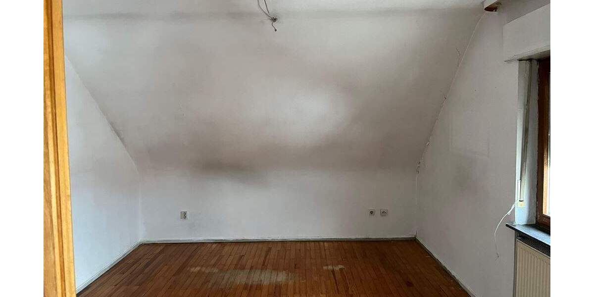 Etagenwohnung Landstuhl - 4 Zimmer, 75 m&sup2;, 89.000&euro; | Angebot:25666141