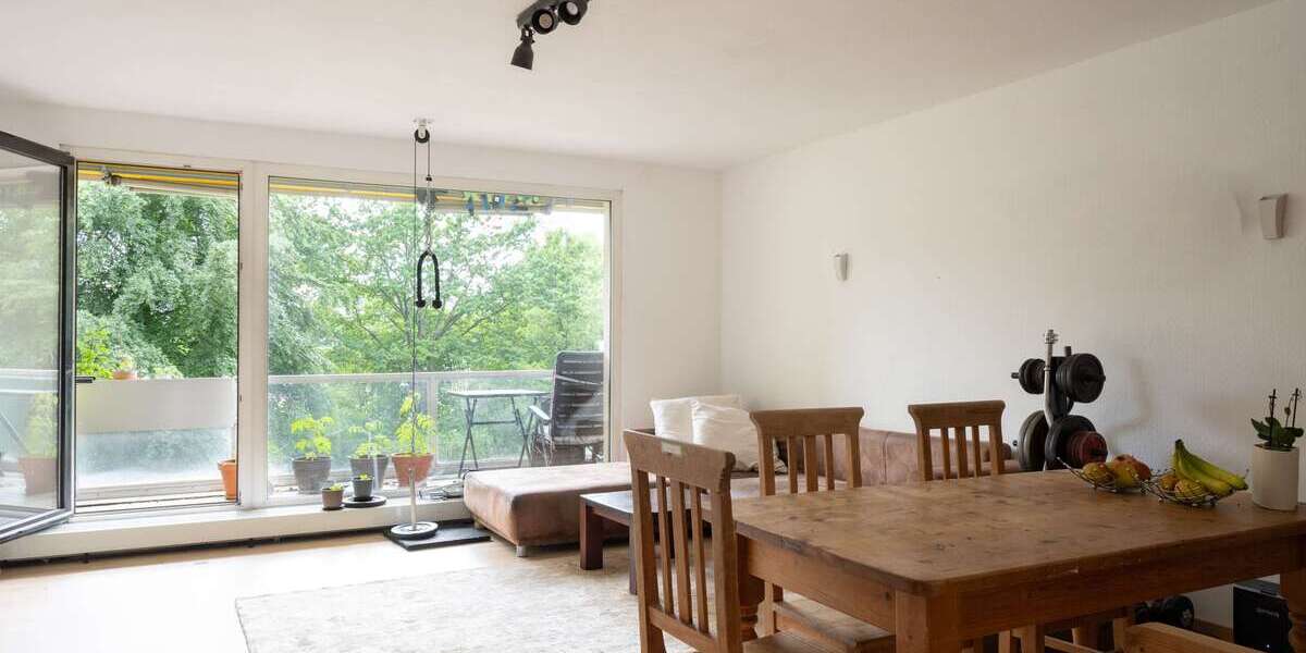 Etagenwohnung Saarbrücken - 2 Zimmer, 61 m&sup2;, 159.000&euro; | Angebot:26914611