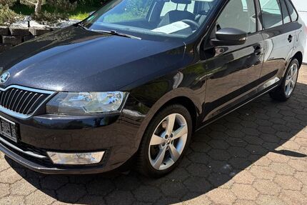 Skoda Rapid 142.249 km 8.450 &euro; Bliesen (St. Wendel) 66606