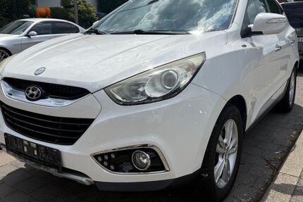 Hyundai ix35 155.000 km 9.500 &euro; Saarbrücken Dudweiler 66125
